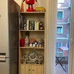 Castle Door House - Single With Double Beds Near Train Station Affittacamere
