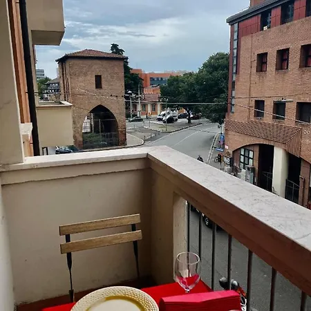 Castle Door House - Single With Double Beds Near Train Station Affittacamere