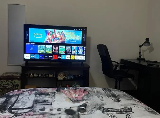 Castle Door House - Single With Double Beds Near Train Station